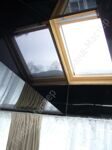 Черный немецкий лак Renolit AG, на потолке с мансардными окнами